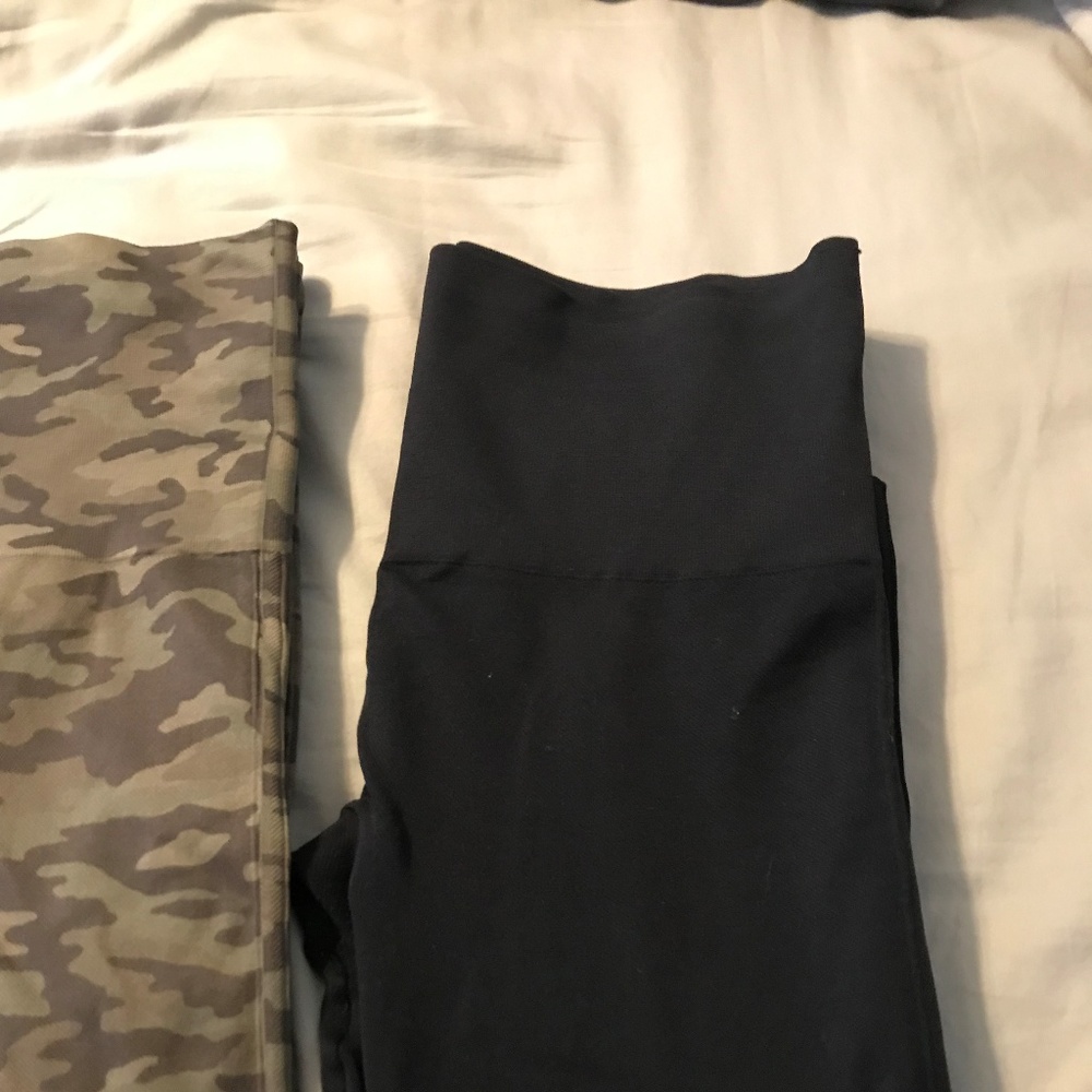Spanx Look At Me Now Black Crop Legging